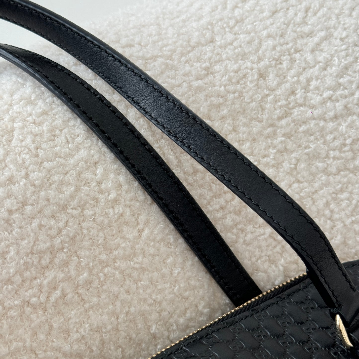 Gucci Microguccissima Shoulder Bag