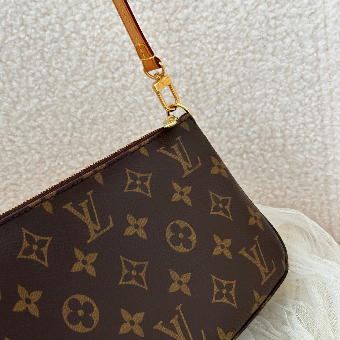 Louis Vuitton Monogram Pochette