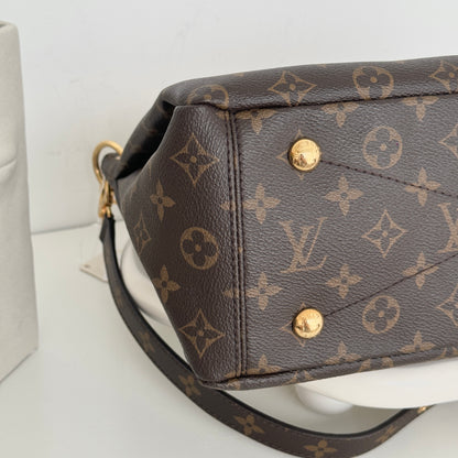 Louis Vuitton Pallas MM Monogram