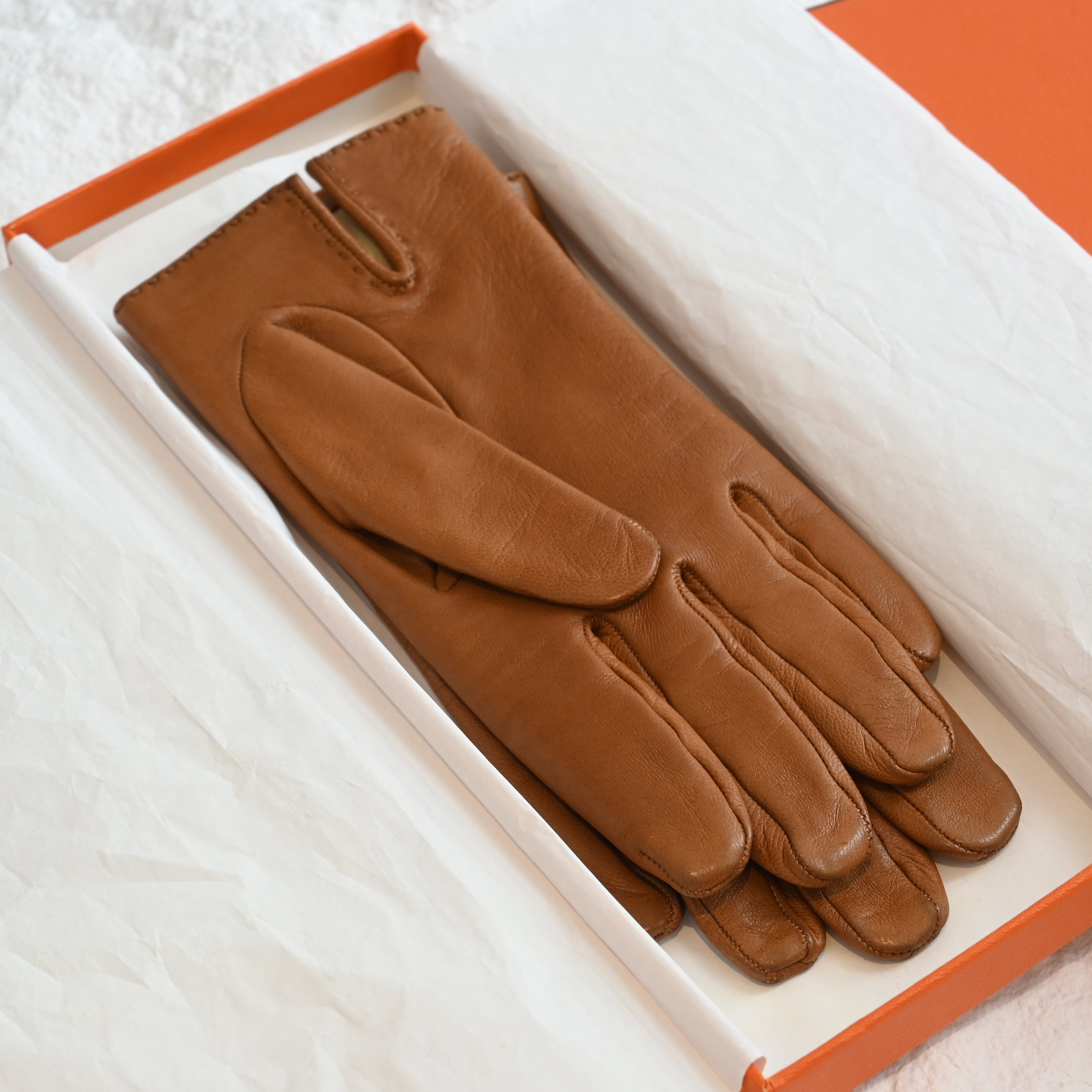 Hermès Kelly Soya Gloves 6 1/2 - Leluxe Vintage Sdn. Bhd.