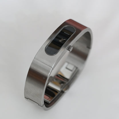 Gucci 2400S Stainless Steel Bangle Watch