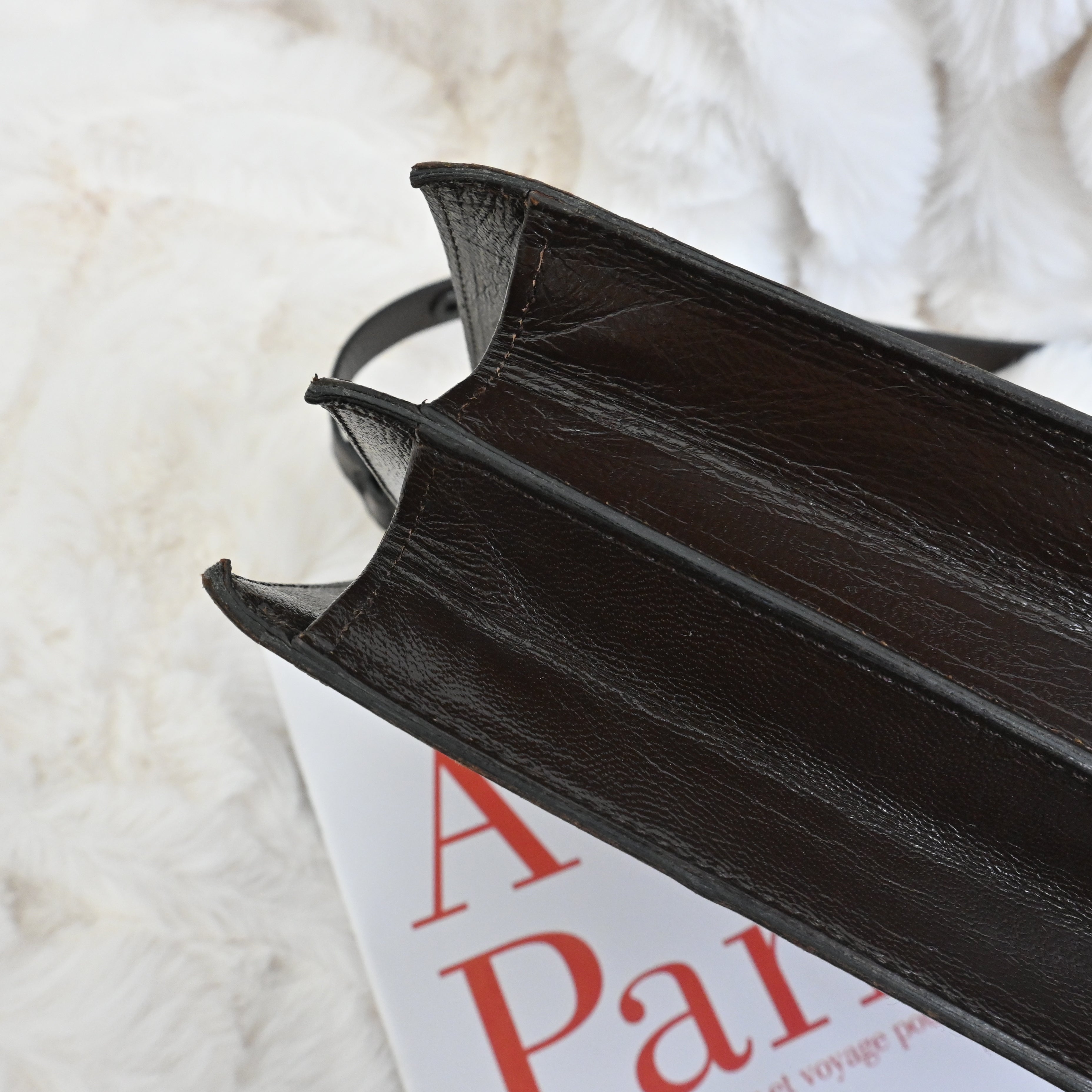 Yves Saint Laurent Lizard Leather Shoulder Bag – Leluxe Vintage