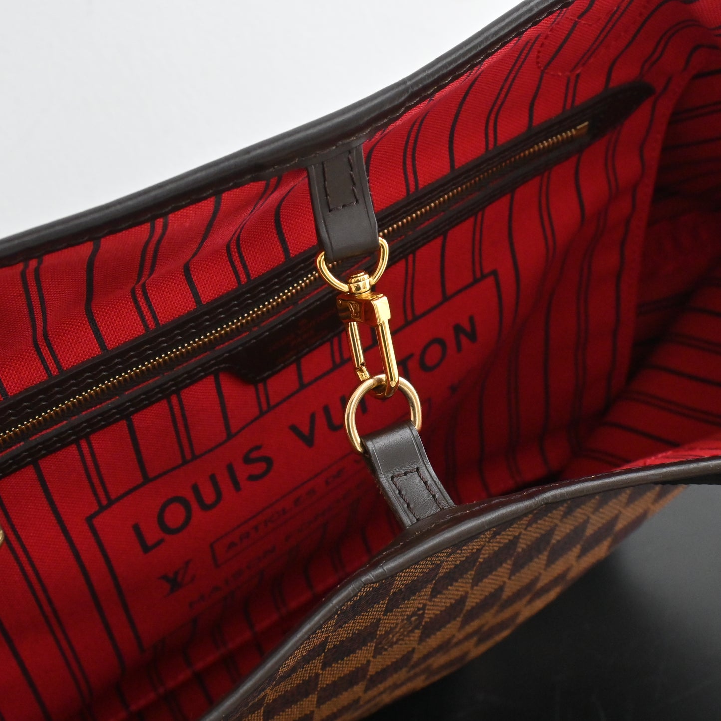 Louis Vuitton Neverfull MM Tote