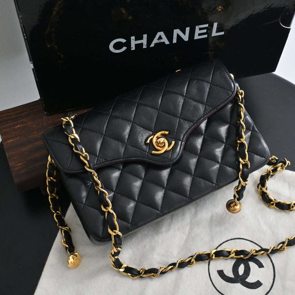 Vintage Chanel Mini Flap Bag 24k GHW - Leluxe Vintage Sdn. Bhd.