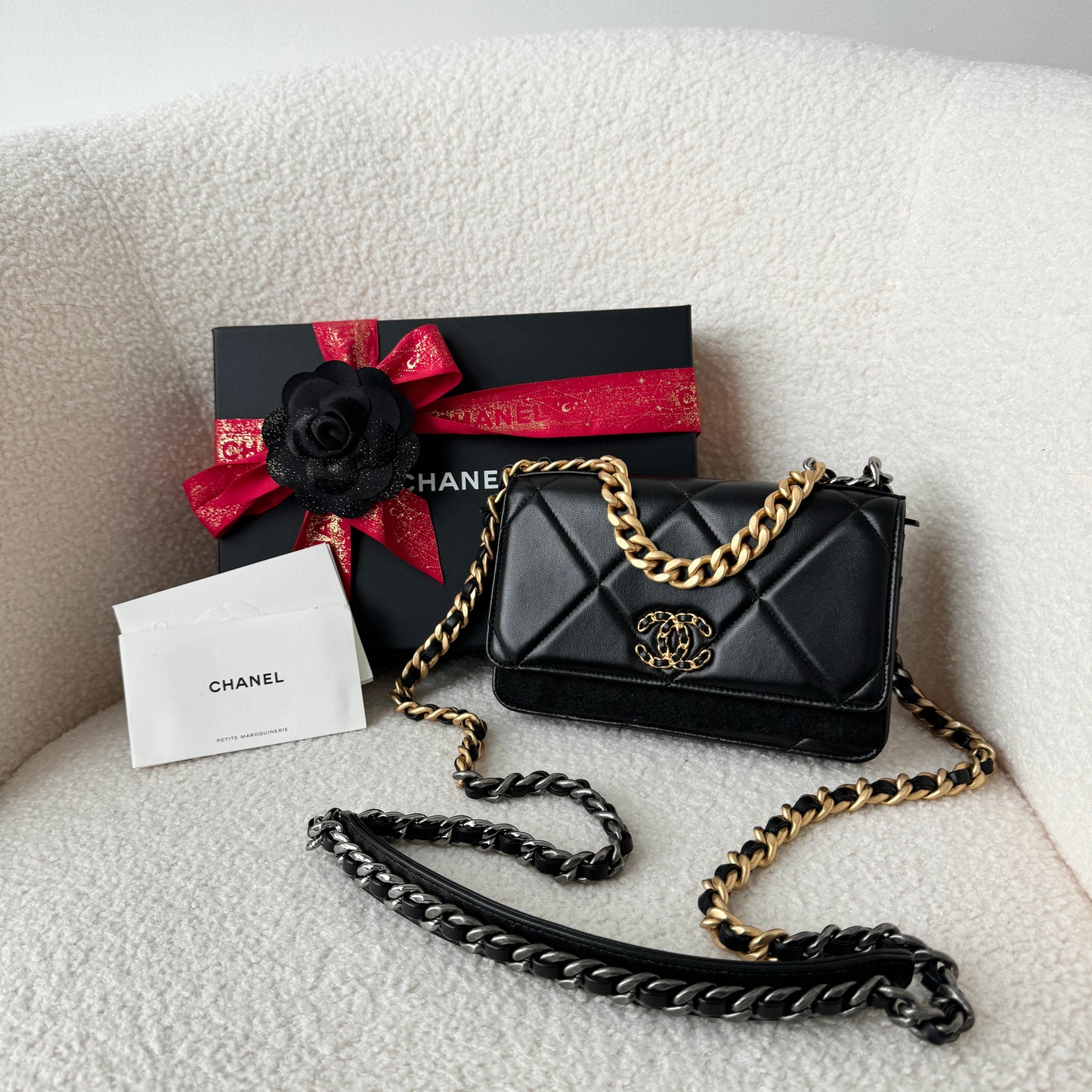 Chanel 19 Quilted Wallet On Chain WOC