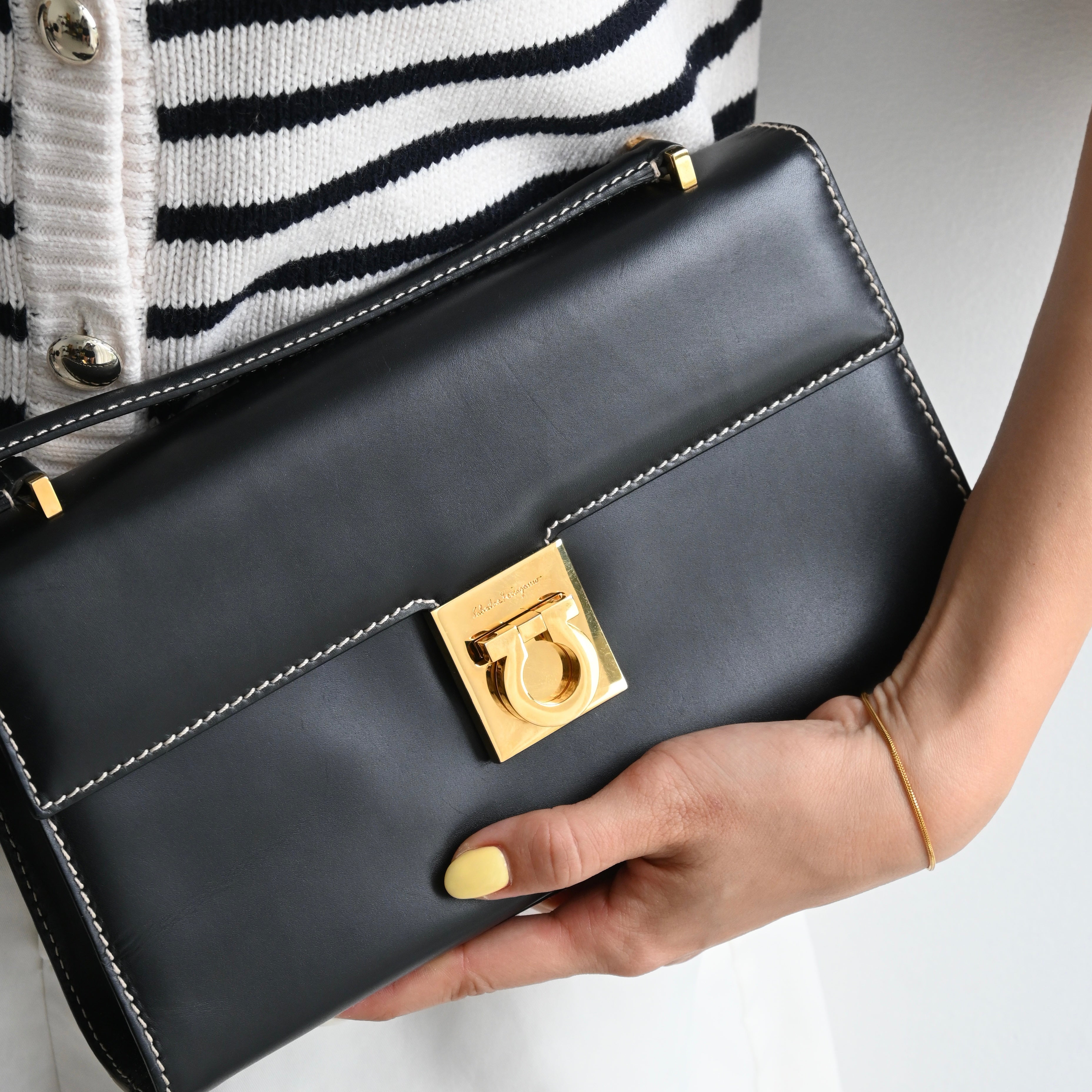Salvatore Ferragamo Gancini Shoulder Bag – Leluxe Vintage Sdn. Bhd.