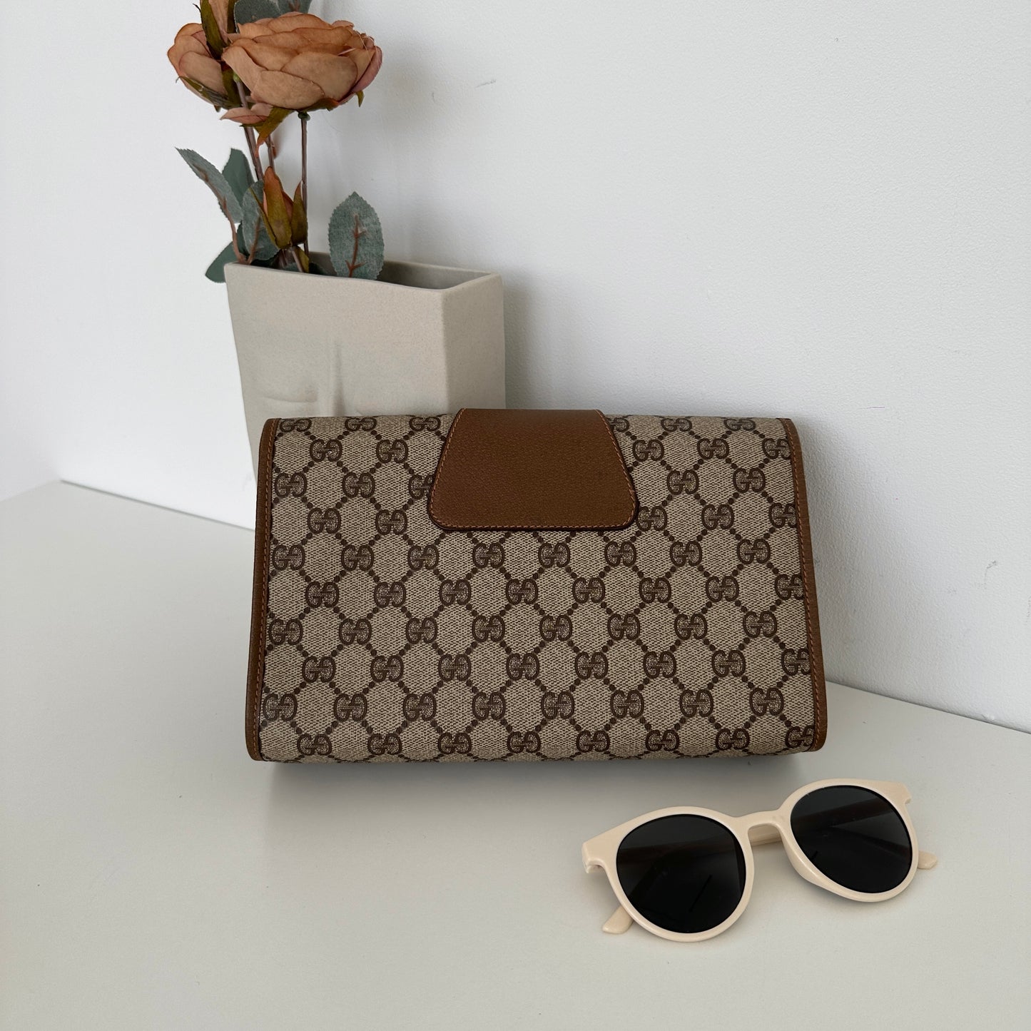 Gucci Vintage Clutch in Monogram