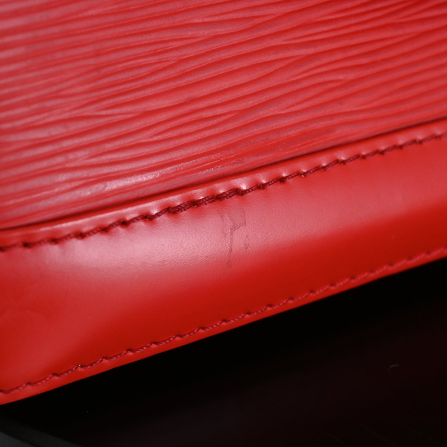 Louis Vuitton Alma BB in Epi