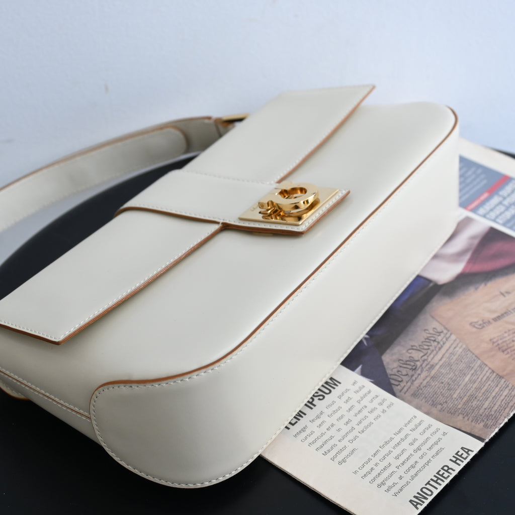 Salvatore Ferragamo Gancini Shoulder Bag - Leluxe Vintage Sdn. Bhd.