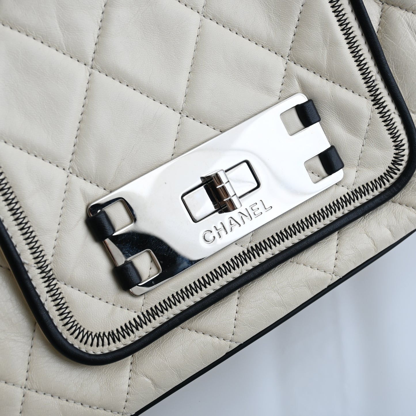 Chanel Matelasse Lambskin Chain Tote Bag 2.55 SHW