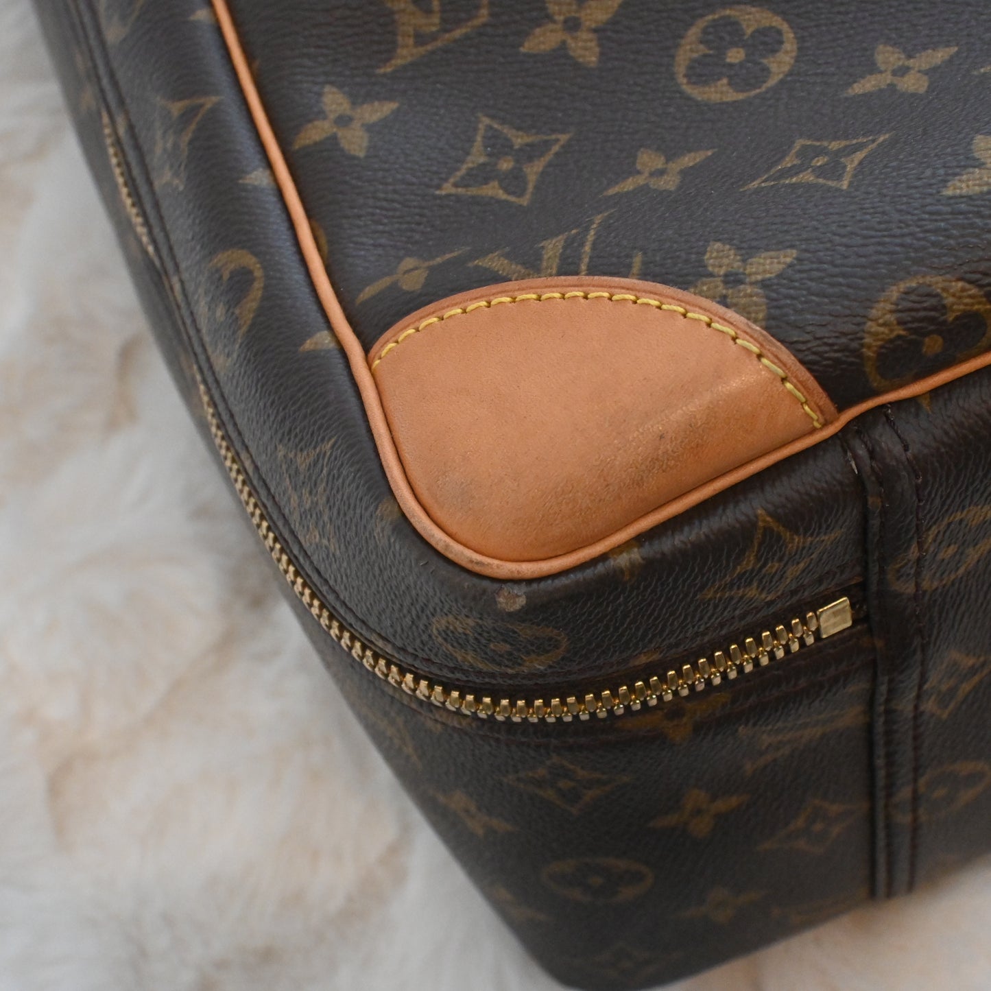 Louis Vuitton Monogram Sirius 55