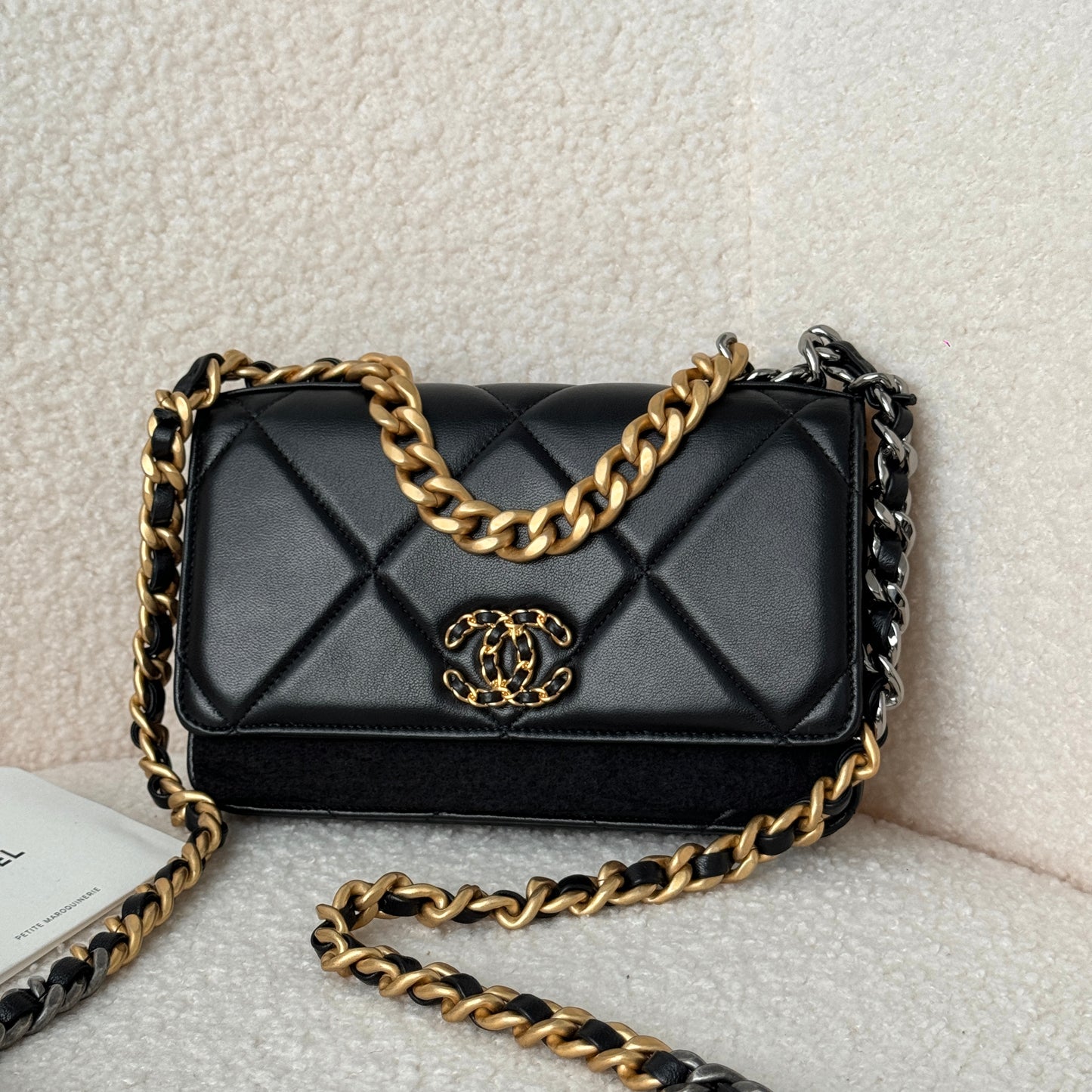 Chanel 19 Quilted Wallet On Chain WOC