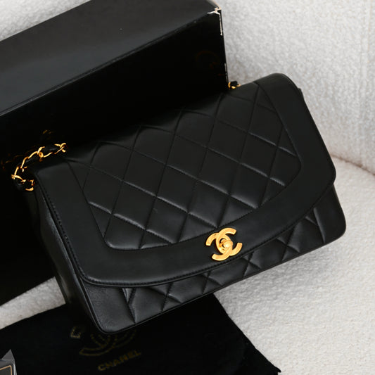 Chanel Diana Flap Medium Black Lambskin