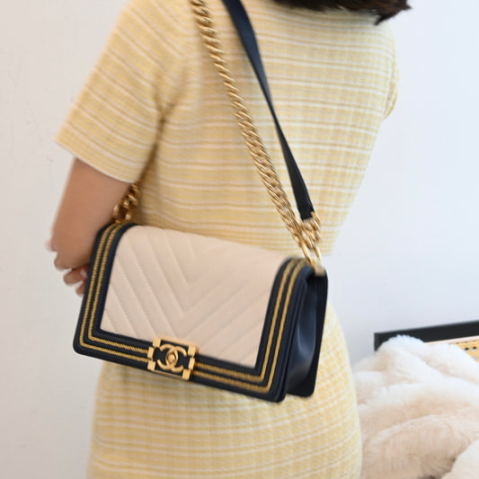 Chanel Cruise Chevron Boy Old Medium Braided Flap