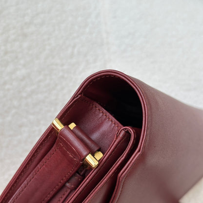 Must de Cartier Messenger Bag in Bordeaux