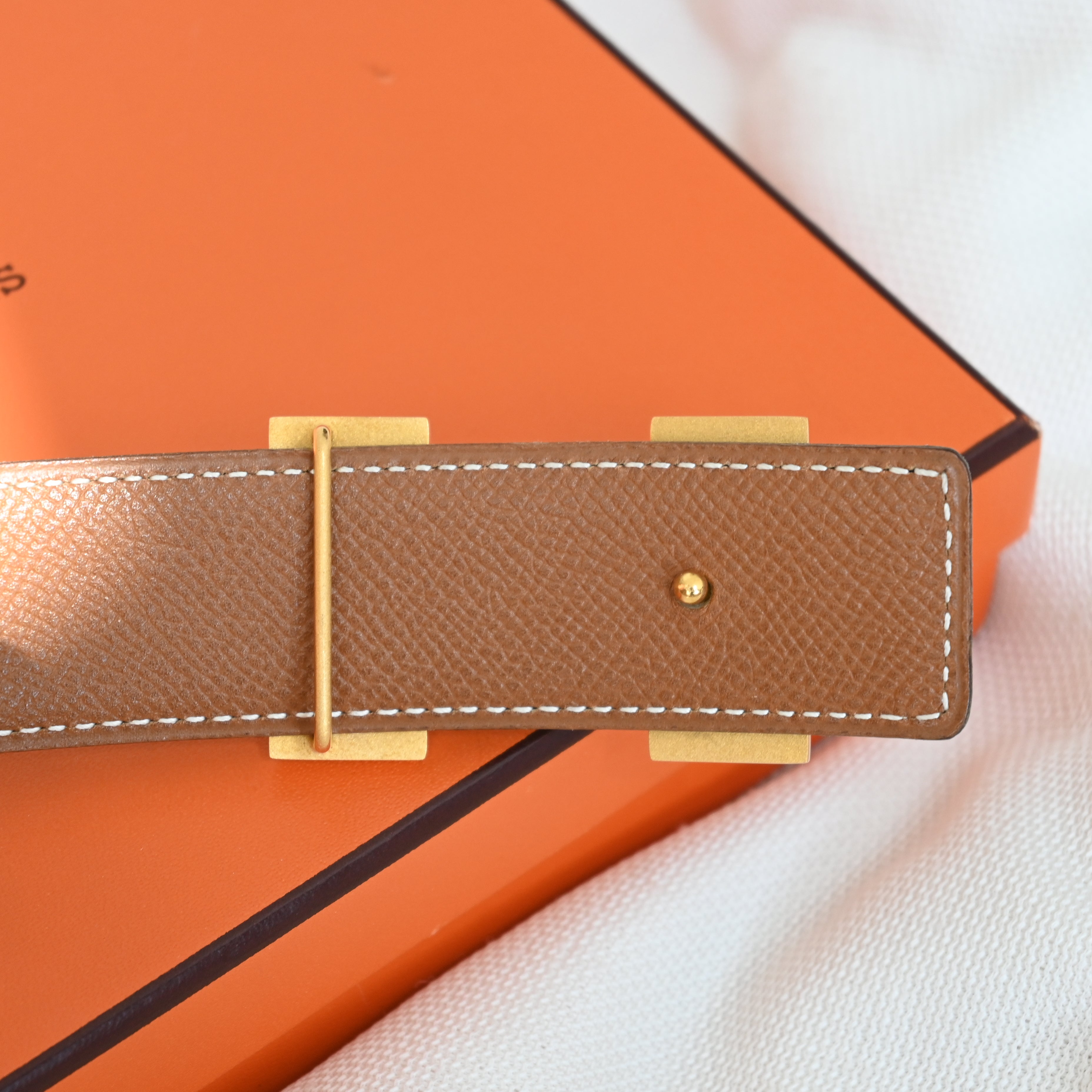 Vintage Hermès Reversible H Belt □A stamp: 1997 - Leluxe Vintage Sdn. Bhd.