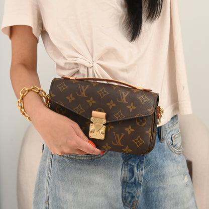 Louis Vuitton Pochette Métis East West