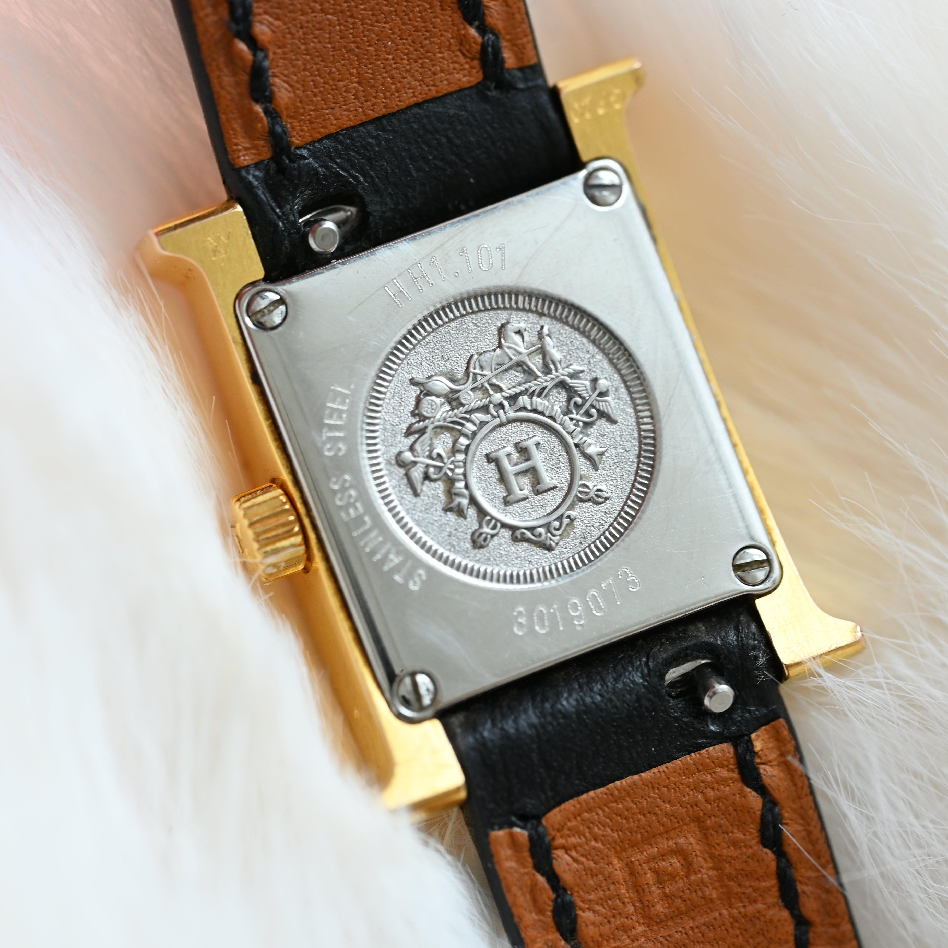 Hermès H Watch HH1.101 Mini Model : 2012 - Leluxe Vintage Sdn. Bhd.