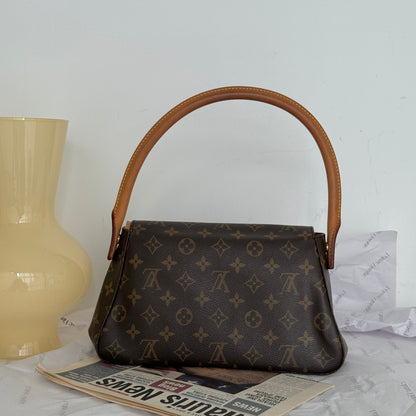 Louis Vuitton Looping PM Monogram