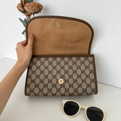 Gucci Vintage Clutch in Monogram