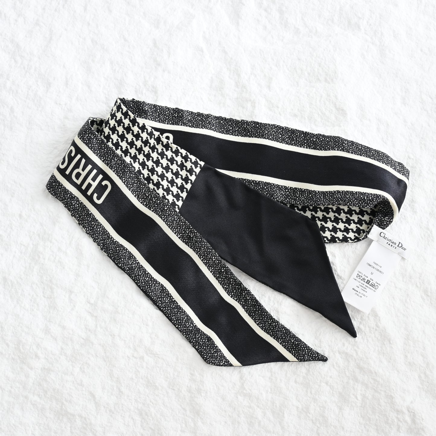 Dior 30 Montaigne Mitzah Silk Twilly