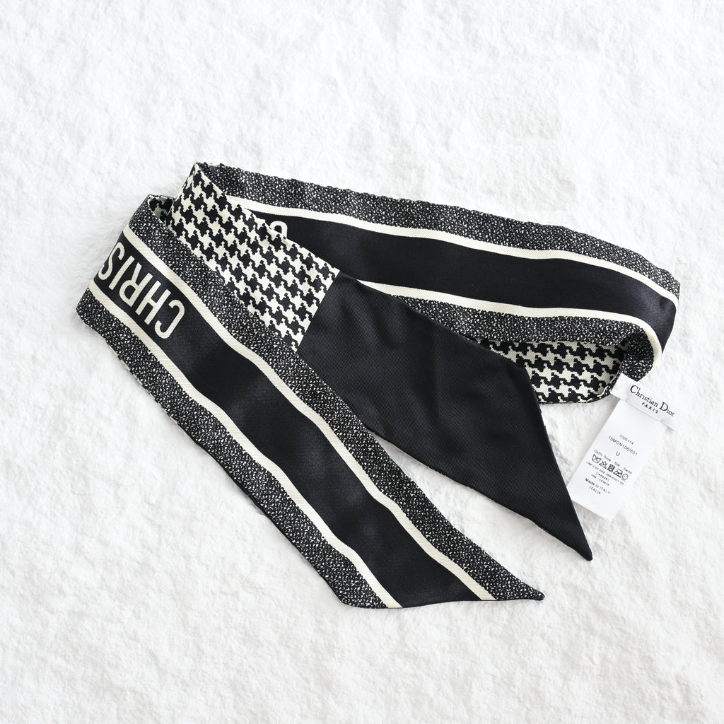 Dior 30 Montaigne Mitzah Silk Twilly - Leluxe Vintage Sdn. Bhd.