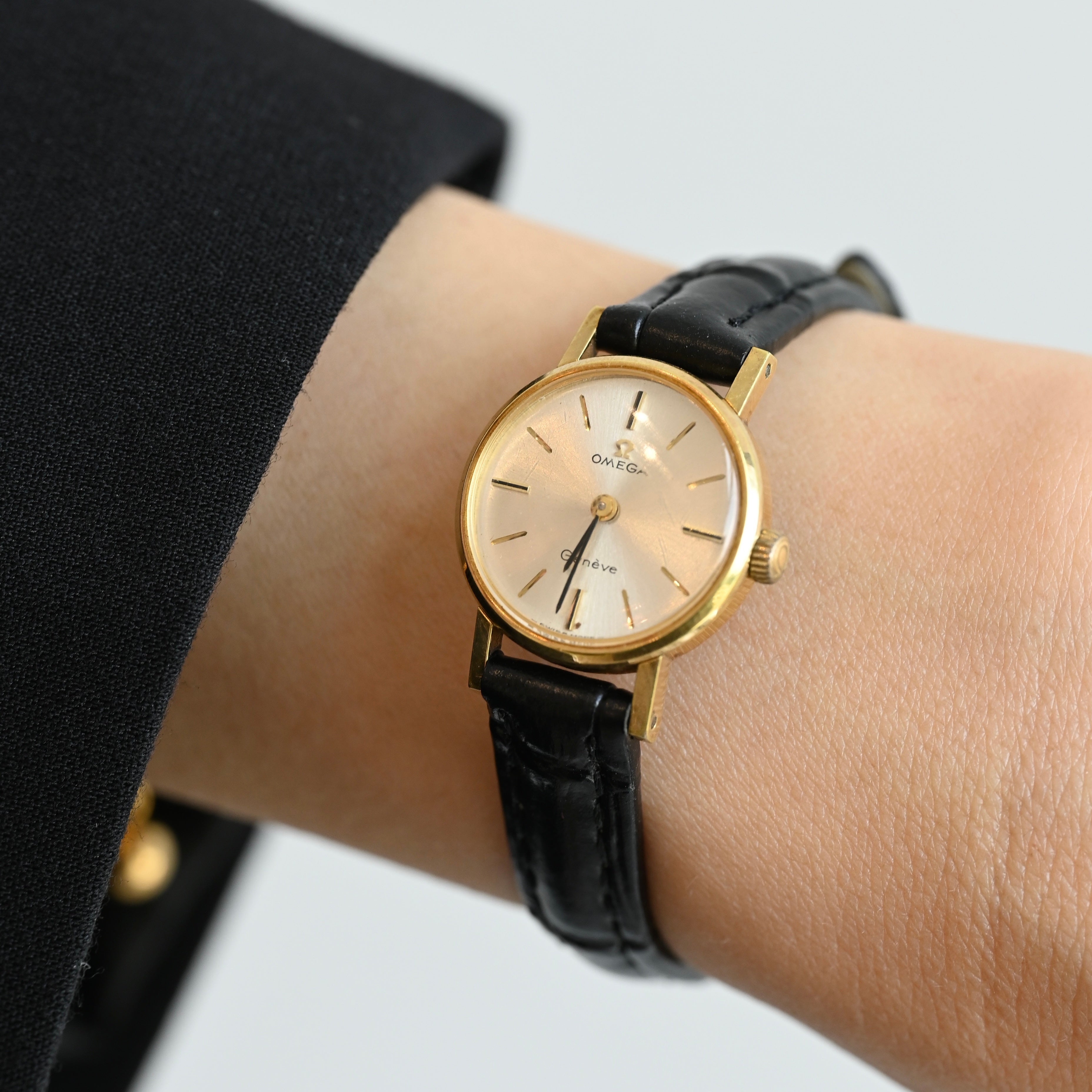 Omega Geneve Ref.511.213  Cal.620 - Leluxe Vintage Sdn. Bhd.