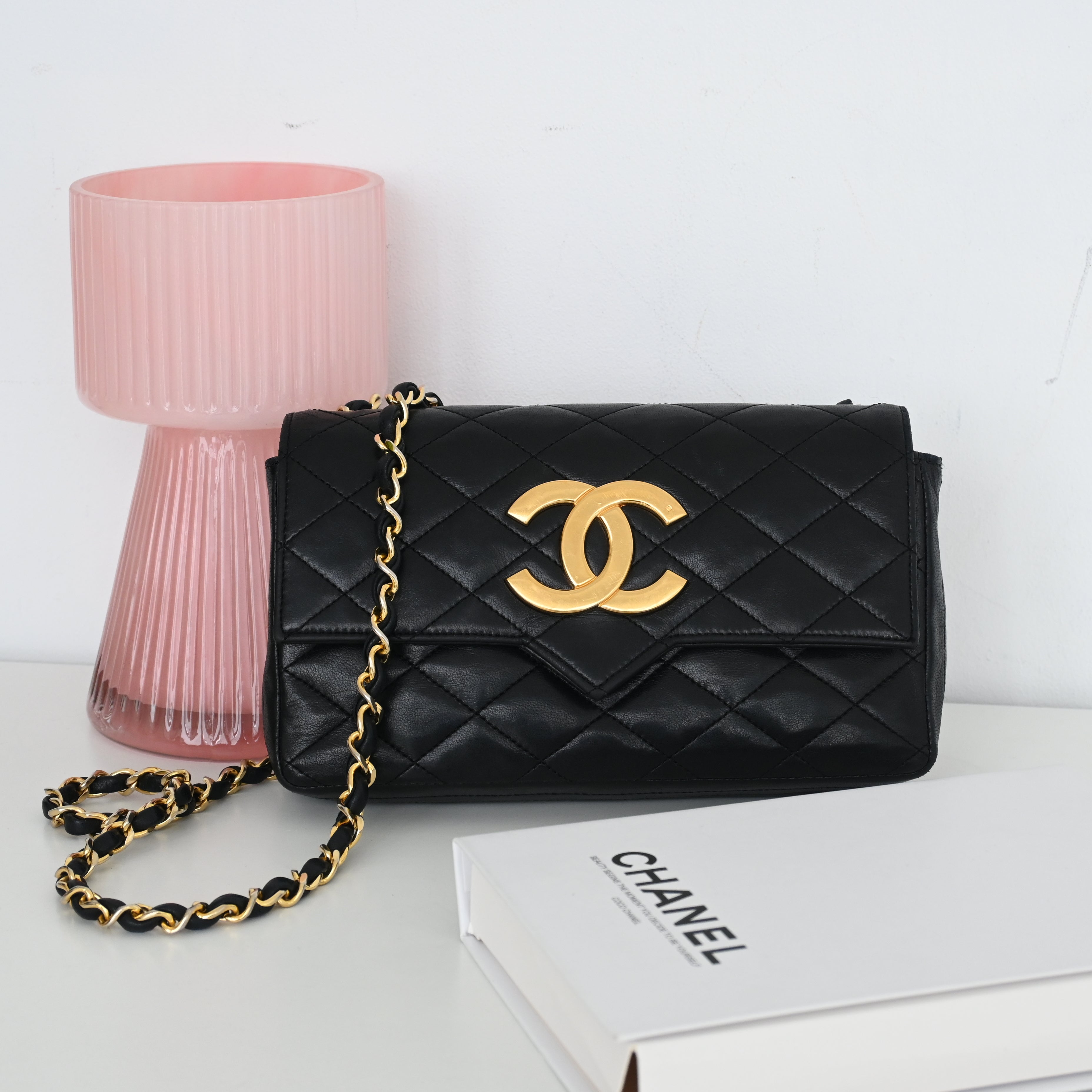 Chanel Matelasse Lambskin Chain Shoulder – Leluxe Vintage Sdn. Bhd.