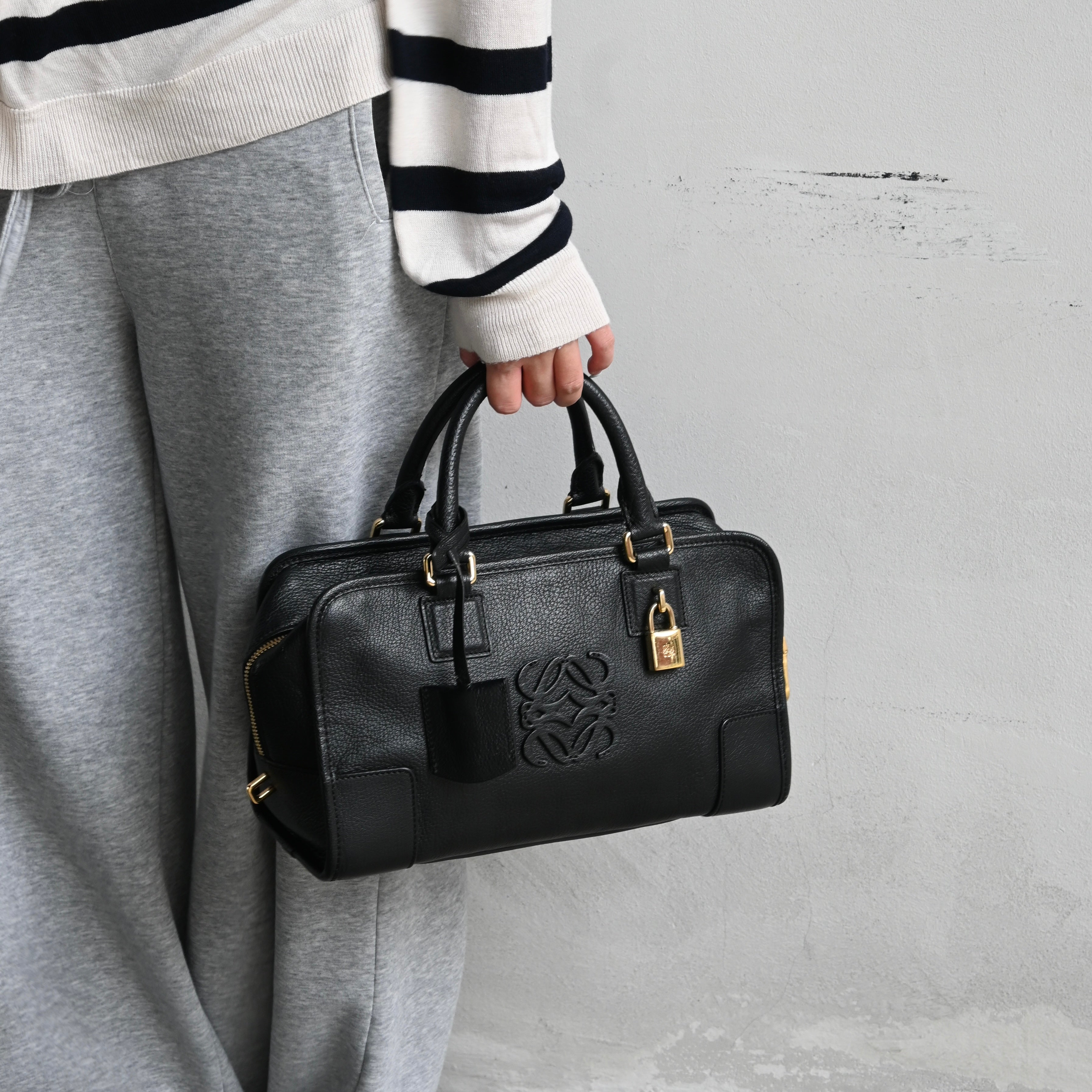 Loewe Anagram Amazona 28 - Leluxe Vintage Sdn. Bhd.