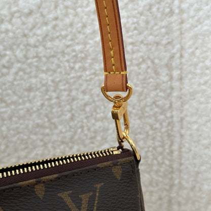 Louis Vuitton Monogram Pochette