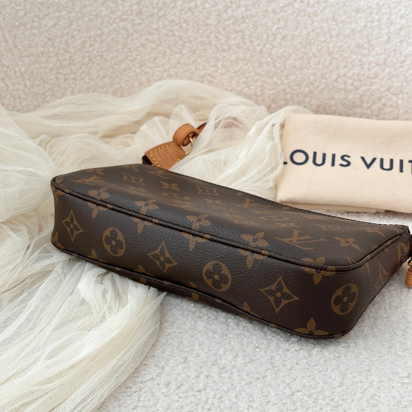 Louis Vuitton Monogram Pochette