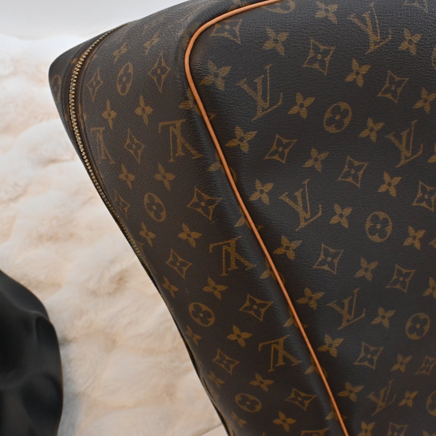 Louis Vuitton Monogram Sirius 55