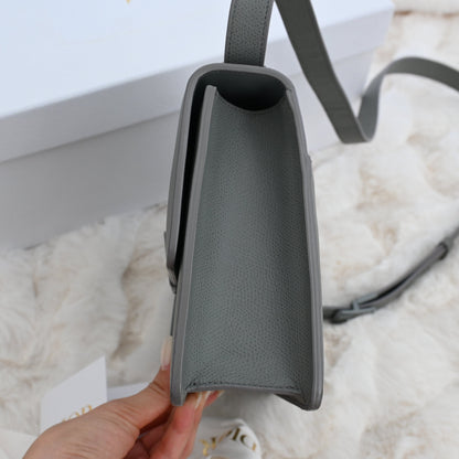 Christian Dior Montaigne 30 Ultra Matte Gray