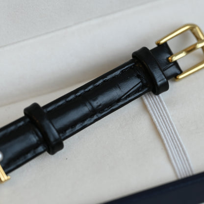 Tasaki V811-2850 MOP Watch