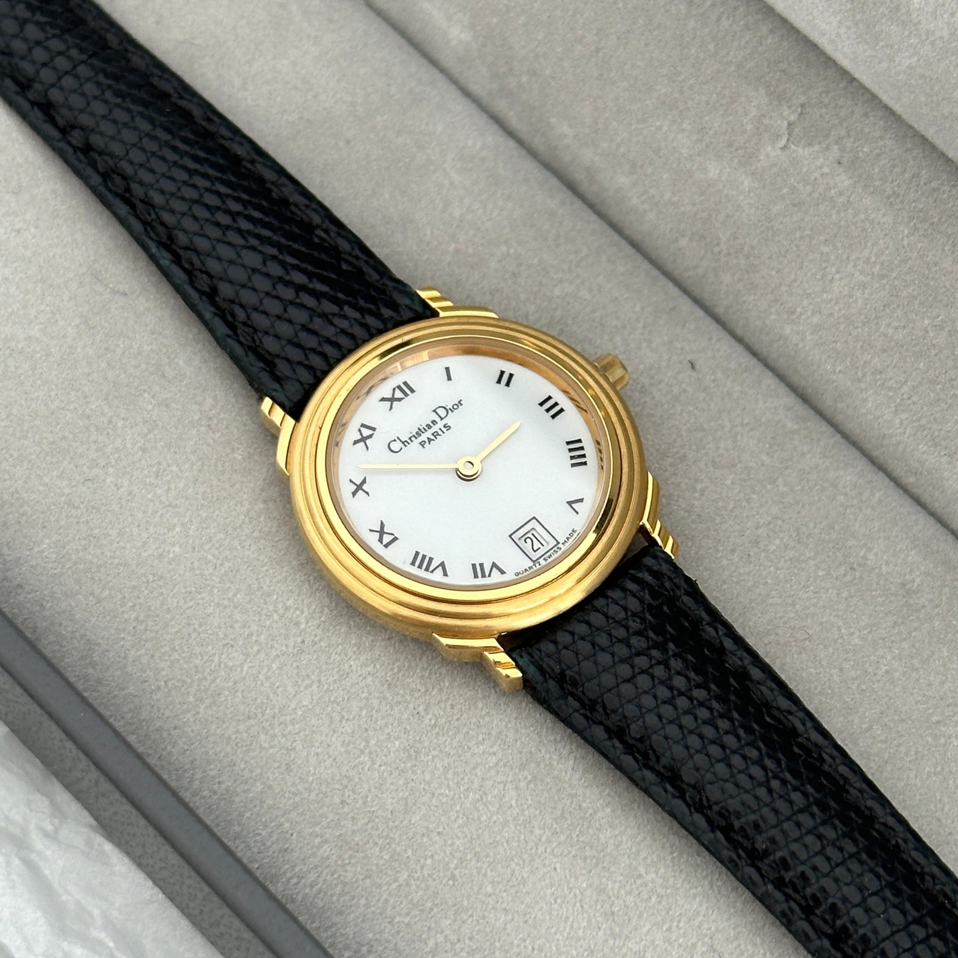 Dior Gold-toned Round Case Vintage Watch - Leluxe Vintage Sdn. Bhd.