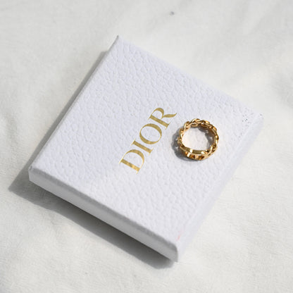 Dior Danseuse Etoile Ring Gold - Leluxe Vintage Sdn. Bhd.