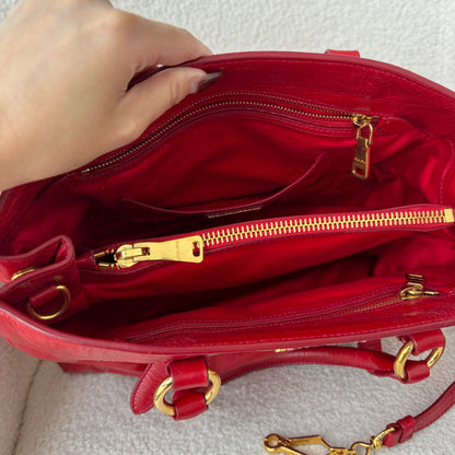 Miu Miu Vitello Shine Rosso