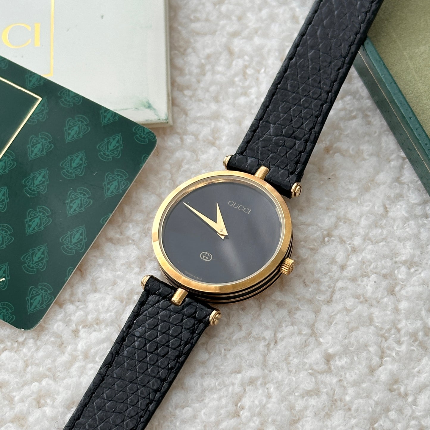 Gucci 2000l Gold Plated Black Dial Watch