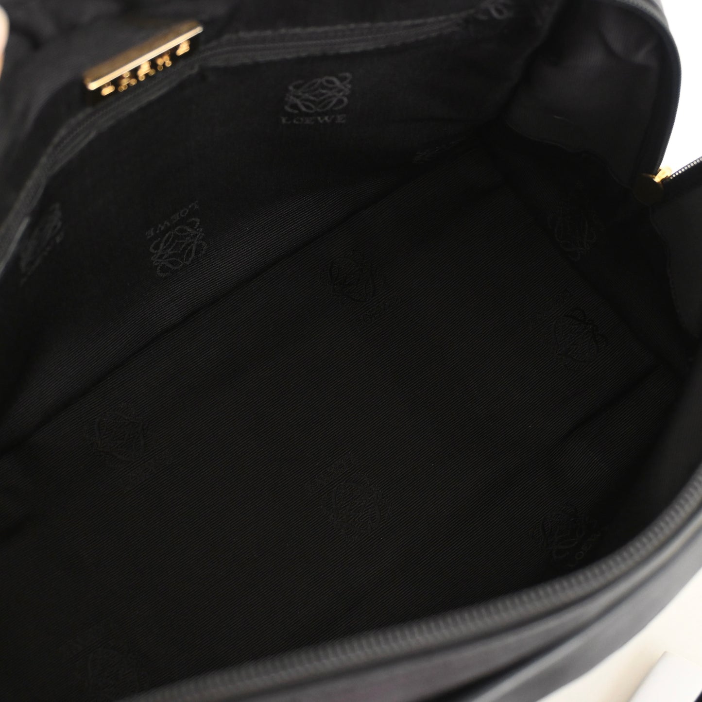 Loewe Amazona 27 Black Nappa Calfskin