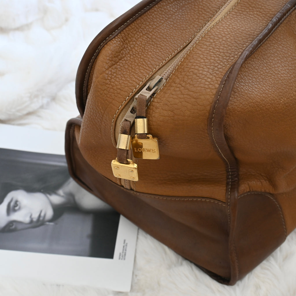 Loewe Amazona Duffle Bag 48 - Leluxe Vintage Sdn. Bhd.