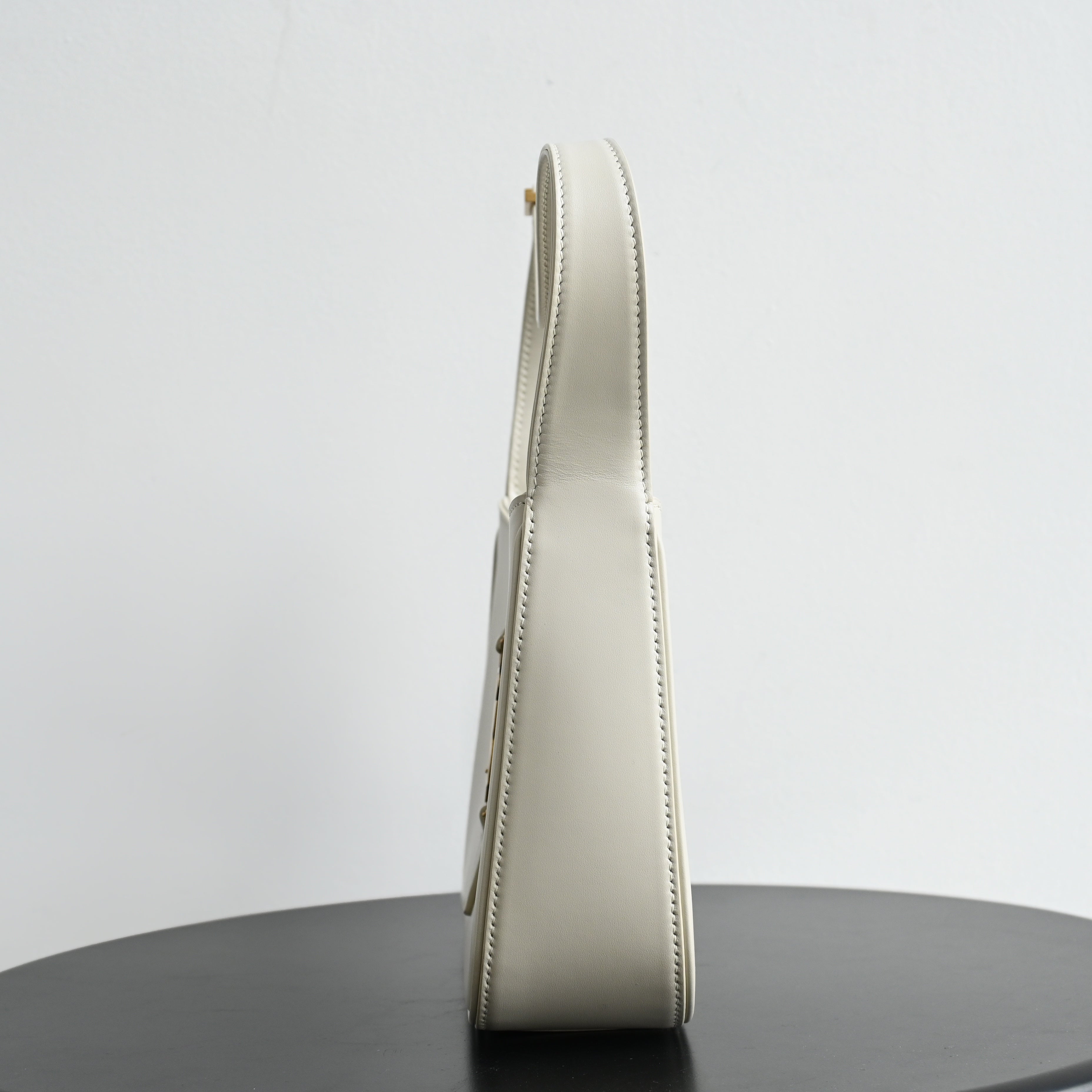 YSL Le  5 A 7 Shoulder Bag