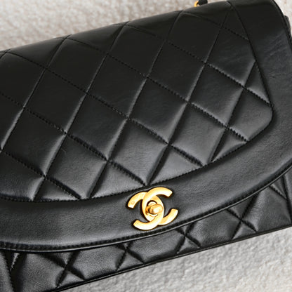 Chanel Diana Flap Medium Black Lambskin