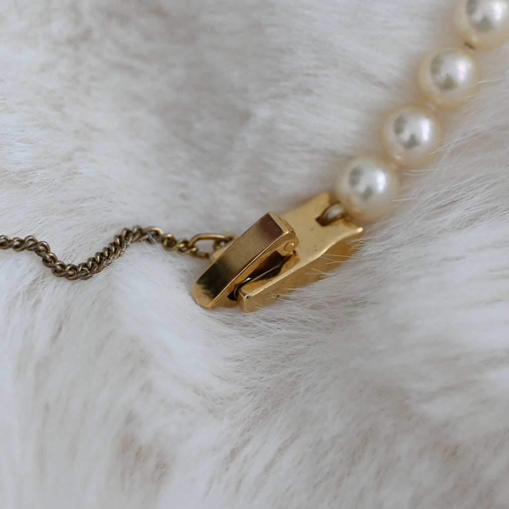 Mikimoto 1E20-3041 MOP Dial Akoya Pearl Bracelet Watch - Leluxe Vintage Sdn. Bhd.