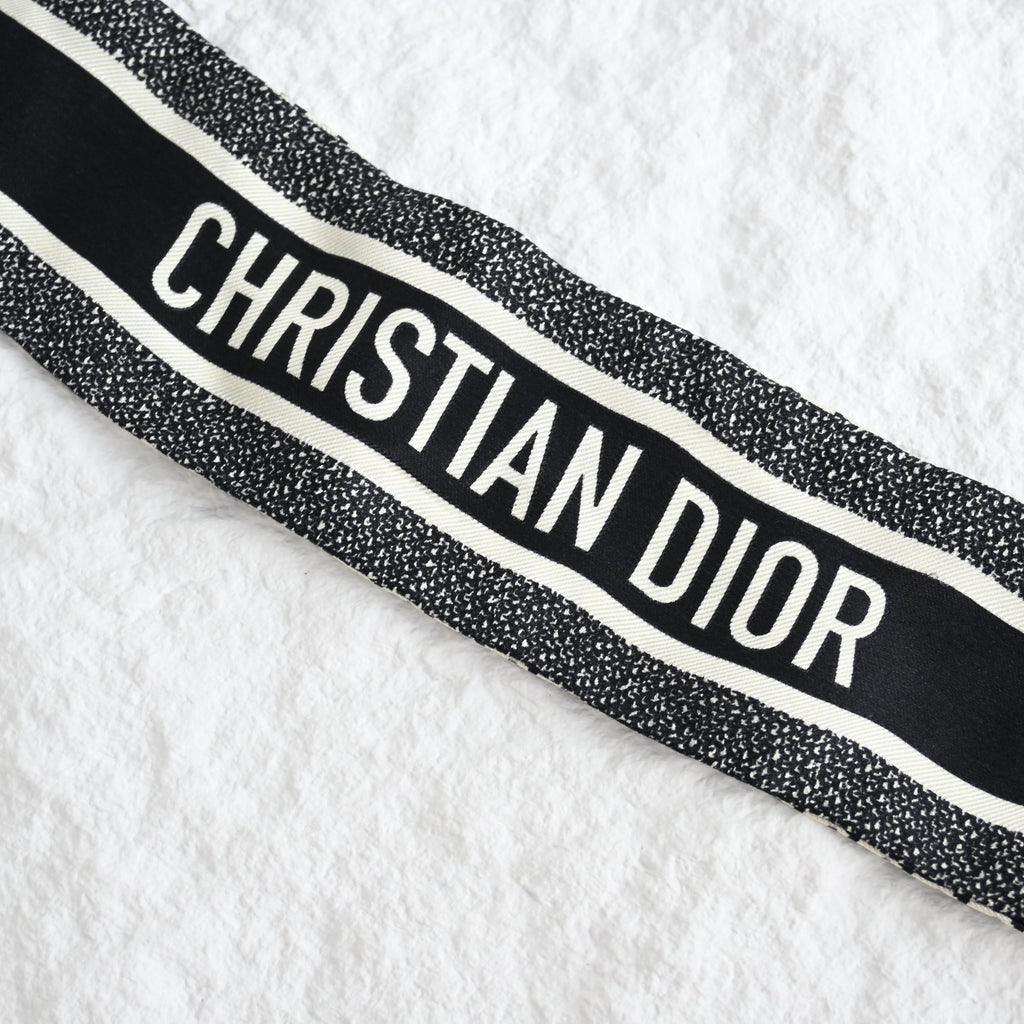 Dior 30 Montaigne Mitzah Silk Twilly - Leluxe Vintage Sdn. Bhd.