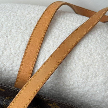 Louis Vuitton Luco Tote Monogram