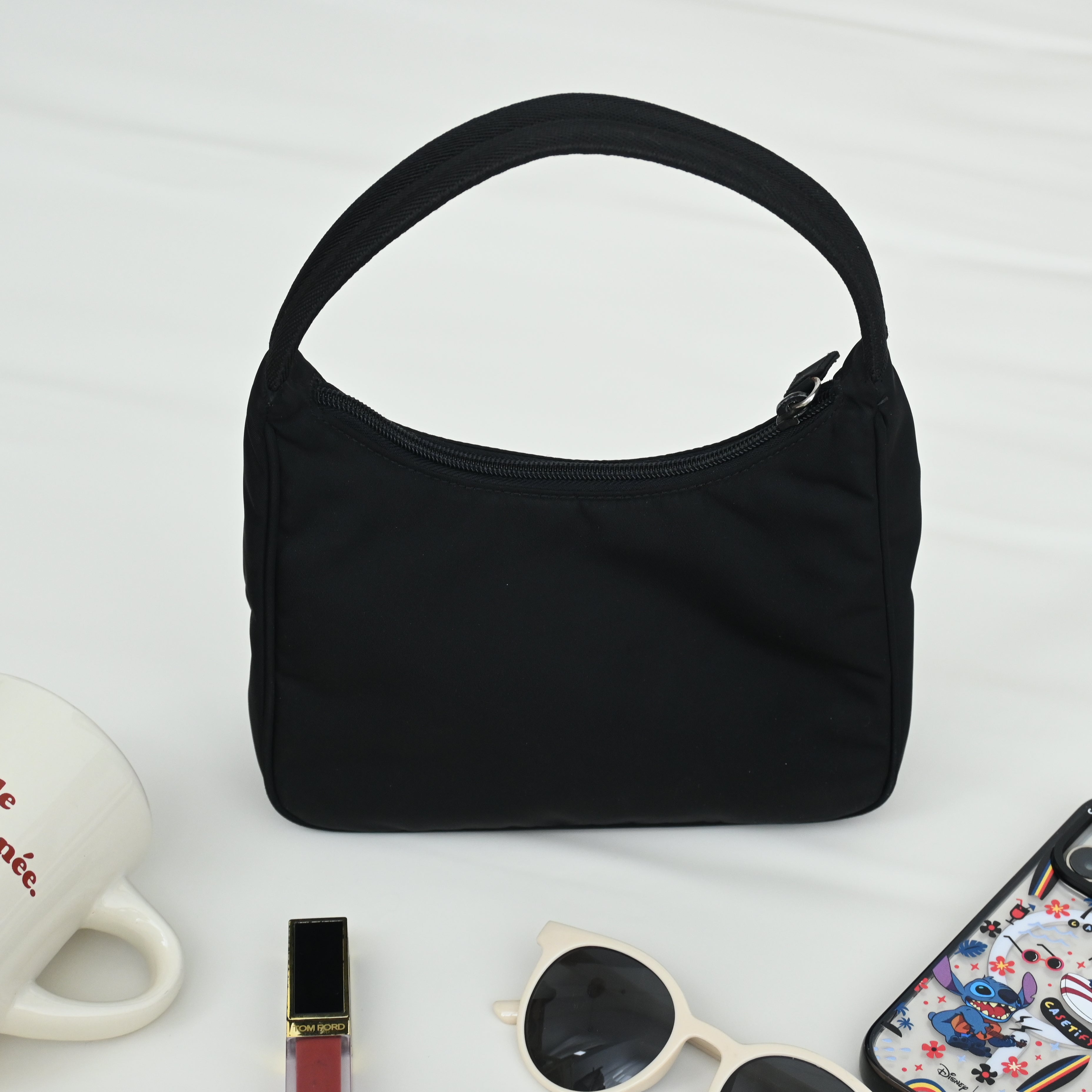 Prada Tessuto Nylon Hobo – Leluxe Vintage Sdn. Bhd.