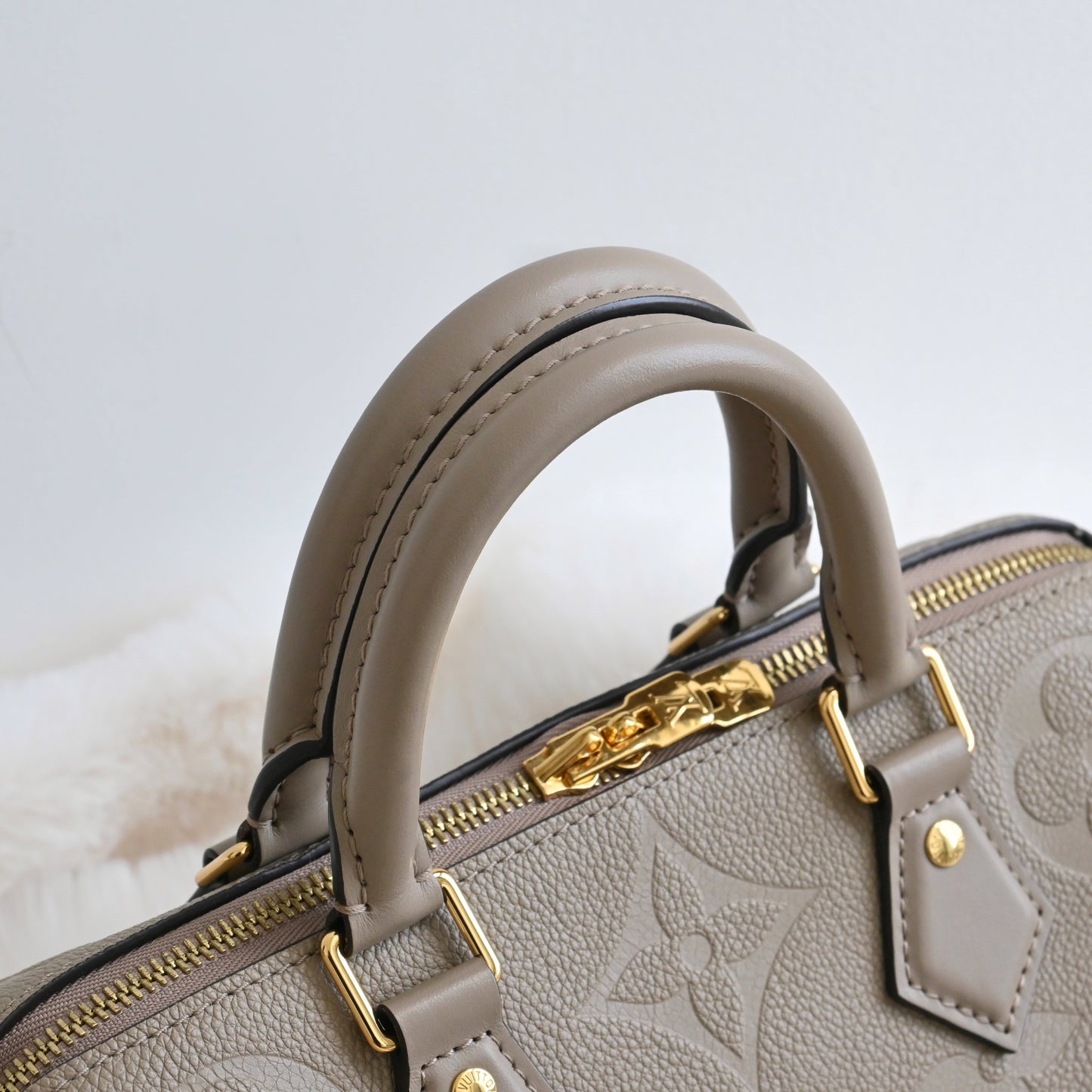 Louis Vuitton Empreinte Bandouliere Speedy 25