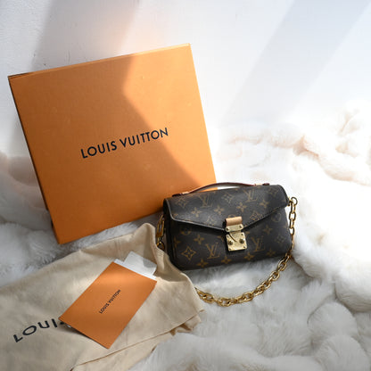 Louis Vuitton Pochette Métis East West