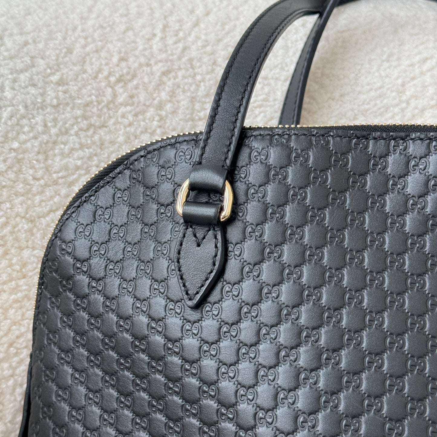 Gucci Microguccissima Shoulder Bag