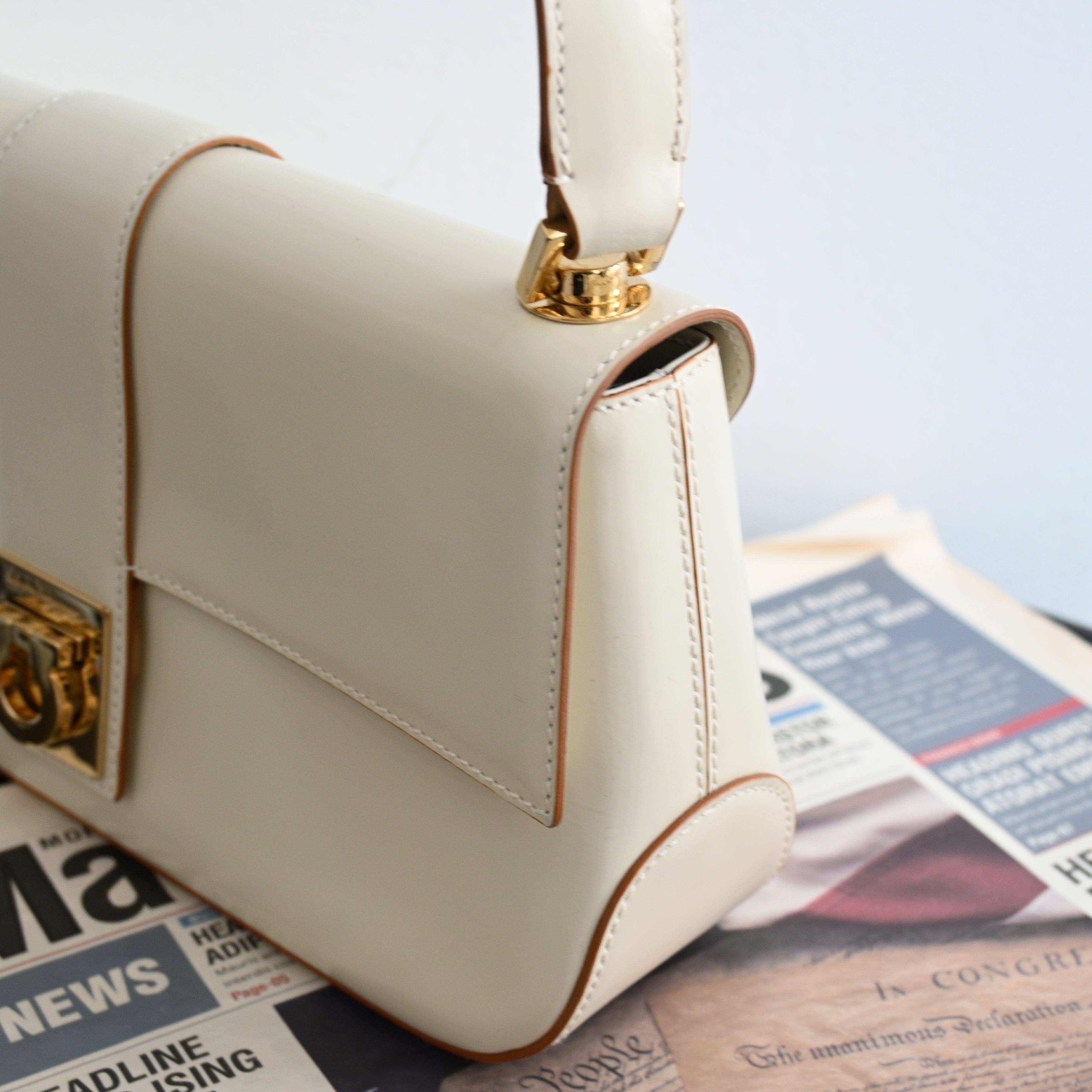 Salvatore Ferragamo Gancini Shoulder Bag - Leluxe Vintage Sdn. Bhd.